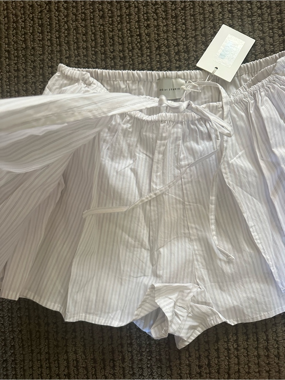NWT! Deiji Studios Set - Napkin Top & Skort - Picture 5 of 9